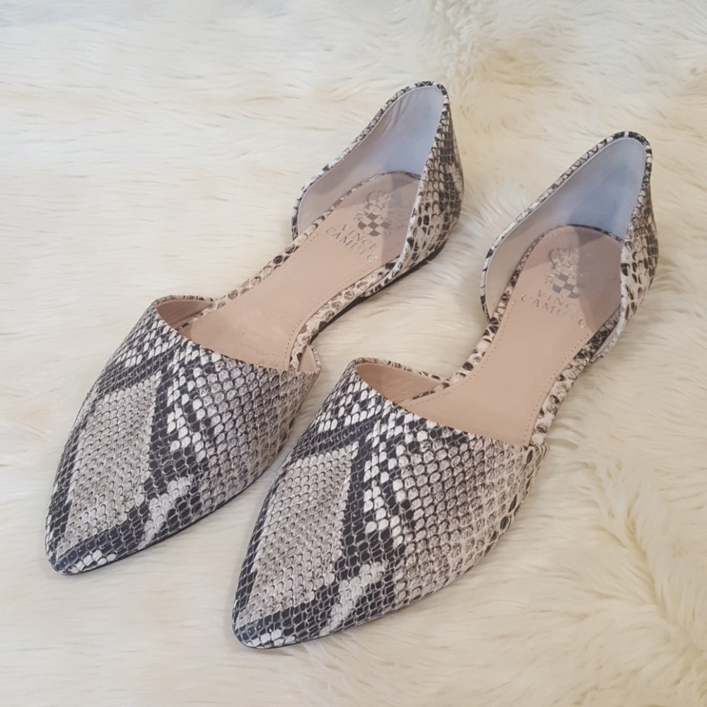 Vince Camuto Felise Flats